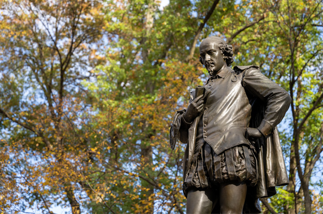 Shakespeare statue in Central Park